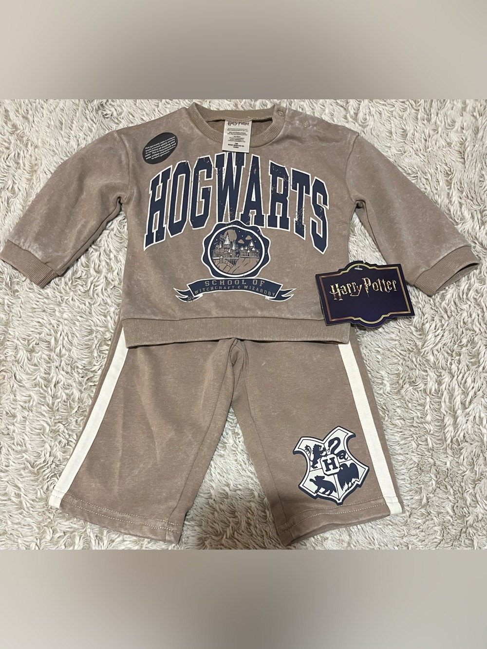 Harry Potter. Kids' Hogwarts 2 piece pants, and sweater set